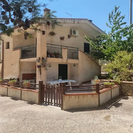La Bouganville Apartment *